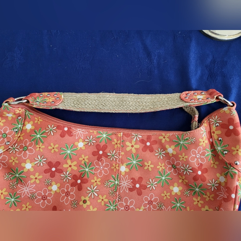 Fun Floral Hobo Bag - Picture 3 of 7